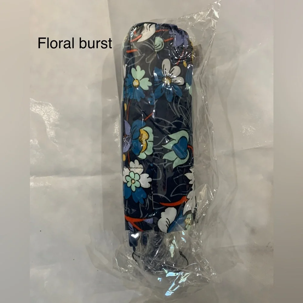 Vera Bradley umbrella - Picture 3 of 5